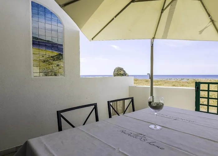 Andrew\'S Home - Playita